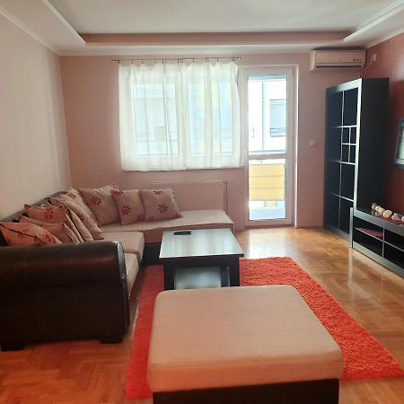 Apartman Mirage スレムスカ・ミトロヴィツァ エクステリア 写真