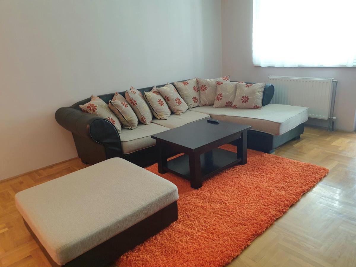 Apartman Mirage スレムスカ・ミトロヴィツァ エクステリア 写真