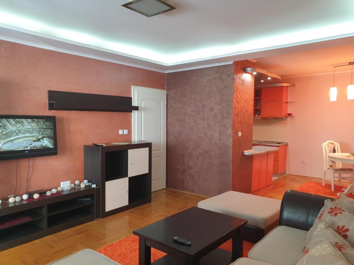 Apartman Mirage スレムスカ・ミトロヴィツァ エクステリア 写真